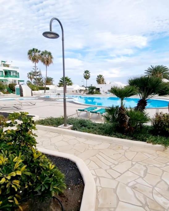 Playa Bastian First Line Of The Sea Apartment Costa Teguise Exterior photo